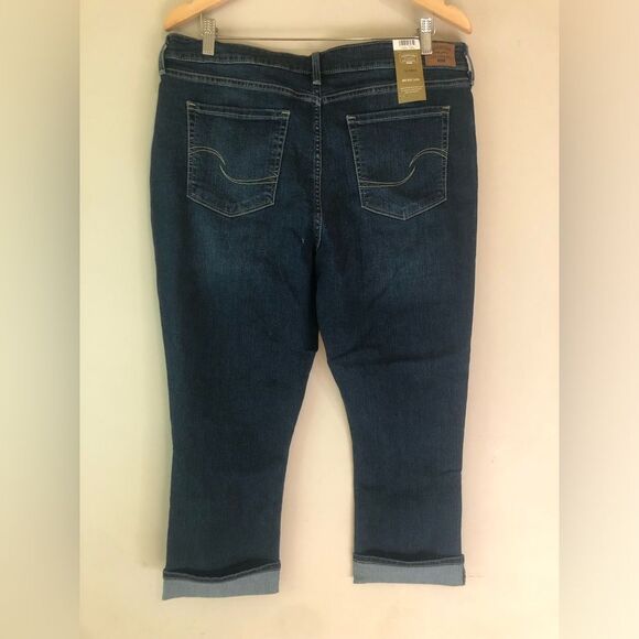 🐱 Levi’s | NEW Capri Jeans - Picture 6 of 6